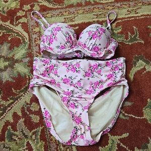 Betsey JOHNSON Floral Bikini Set with Pink Roses